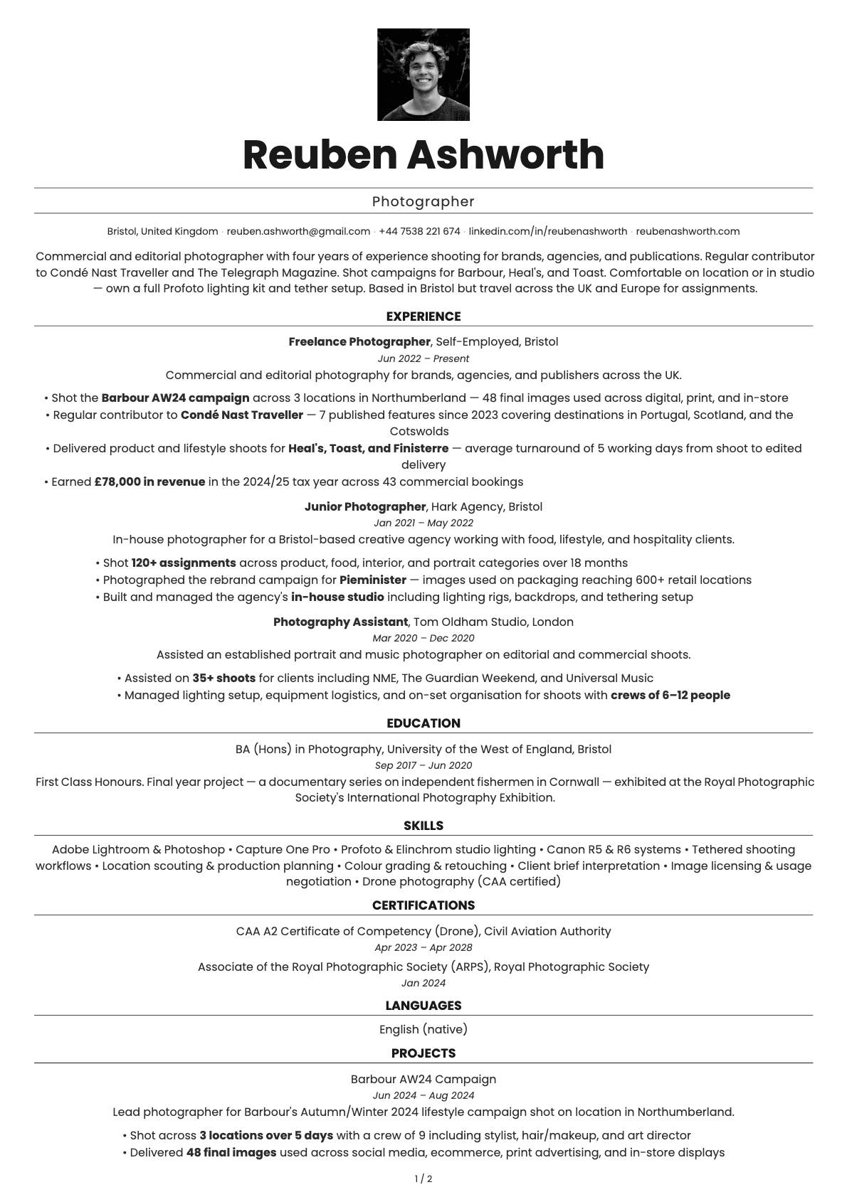 Photographer resume example