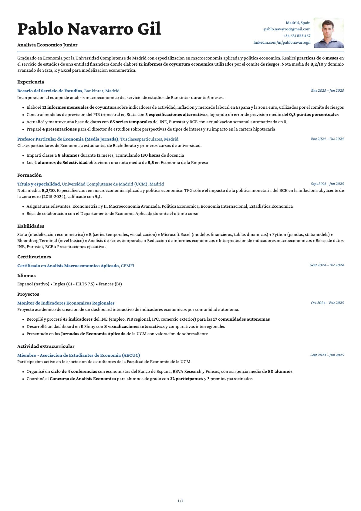 Analista Económico Junior resume example