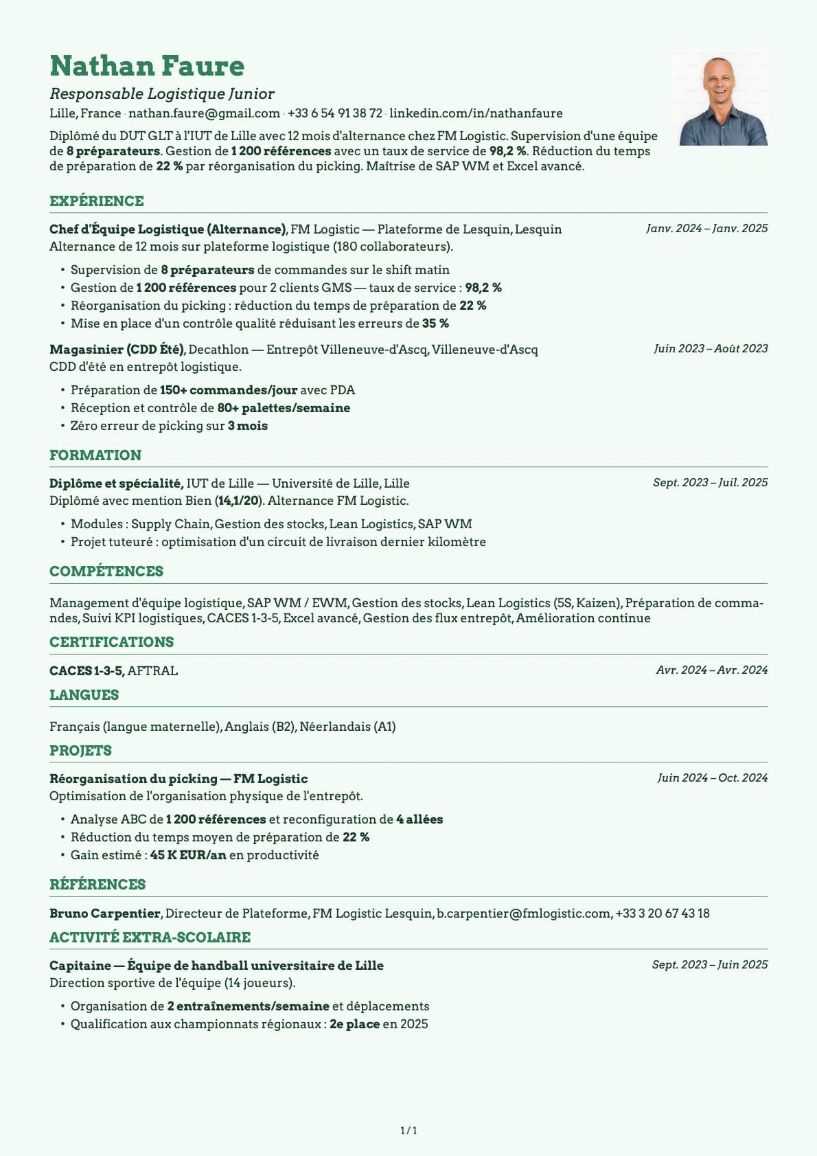 Responsable Logistique Junior resume example