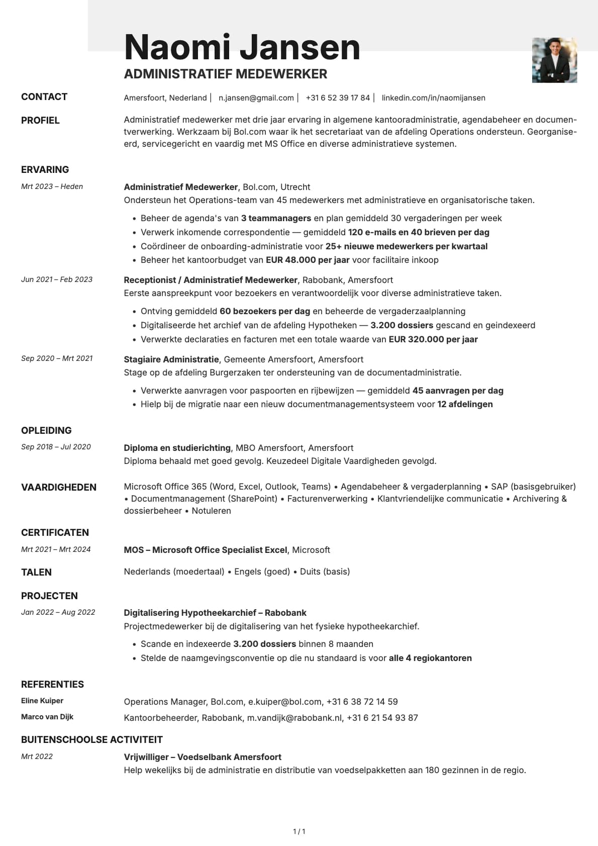 Administratief Medewerker resume example