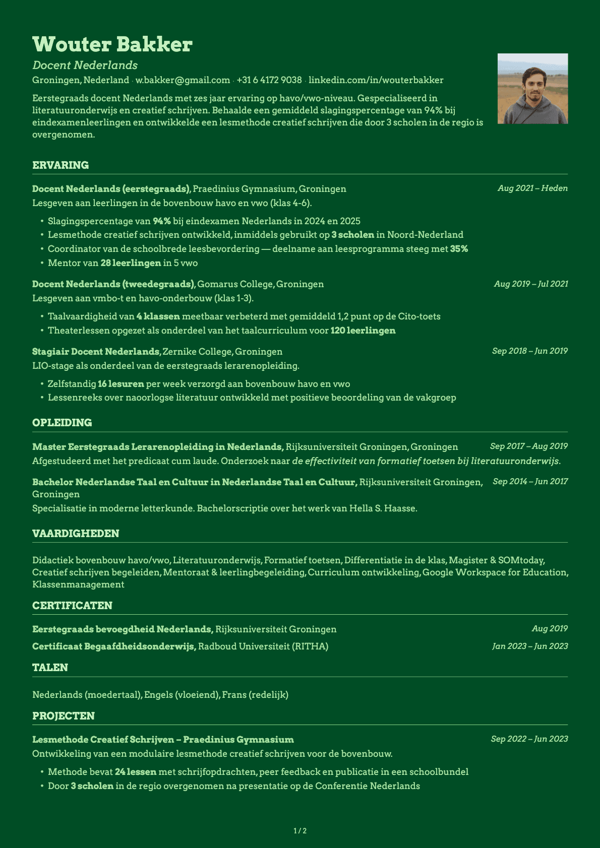 Docent resume example