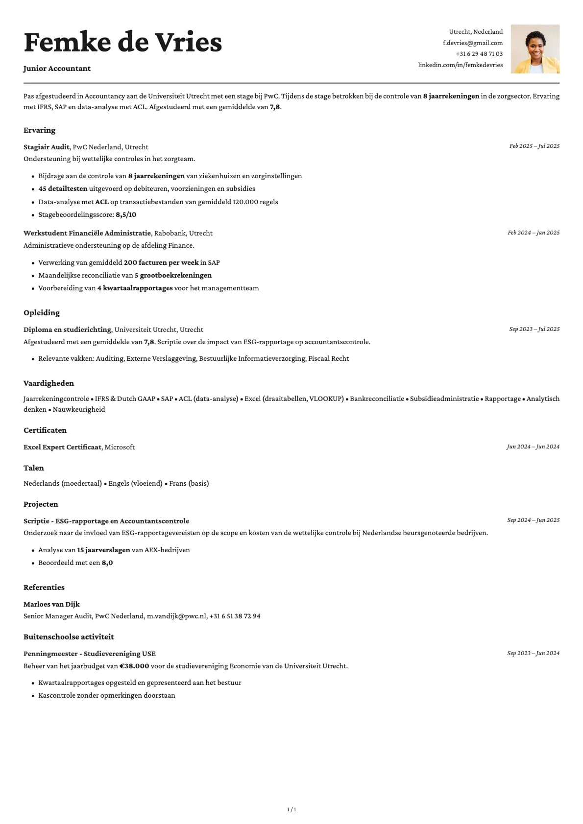 Junior Accountant resume example