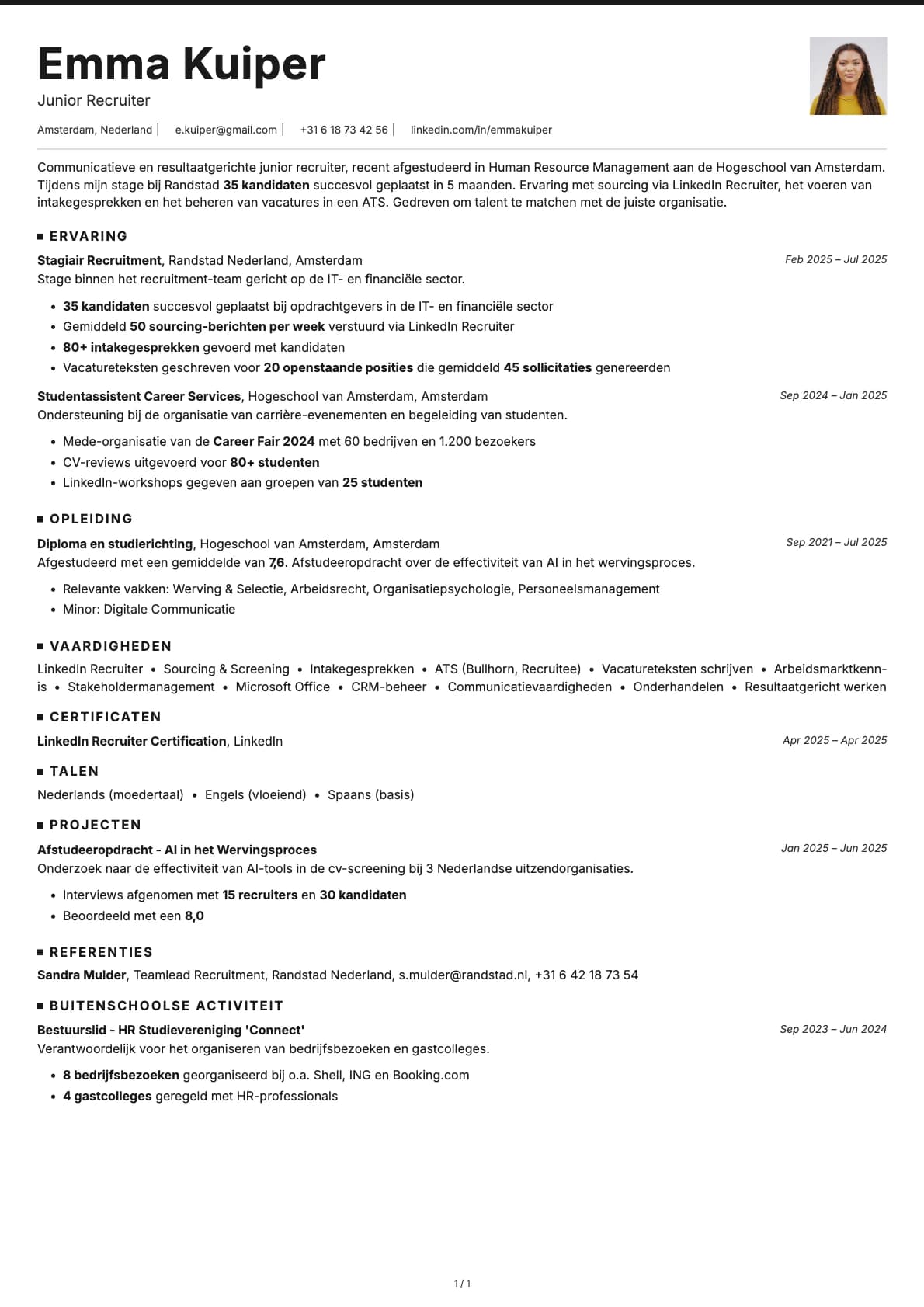 Junior Recruiter resume example