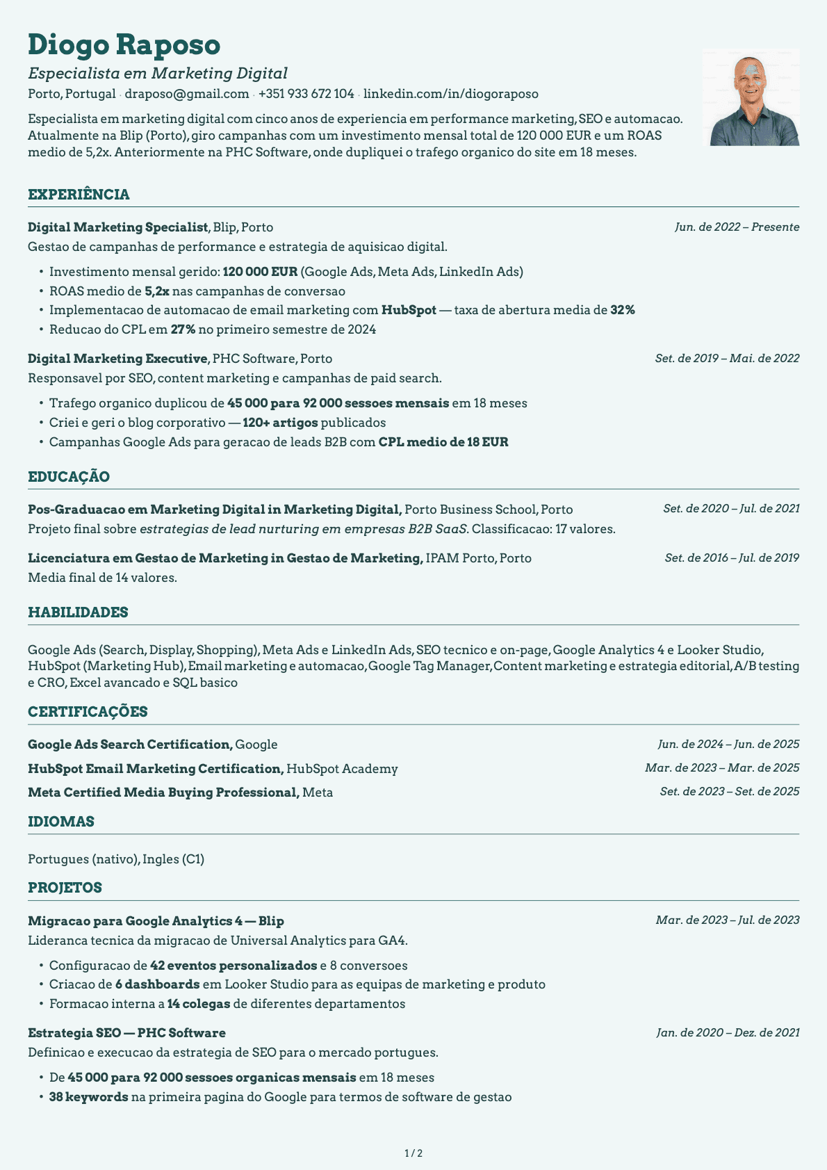 Especialista em Marketing Digital resume example