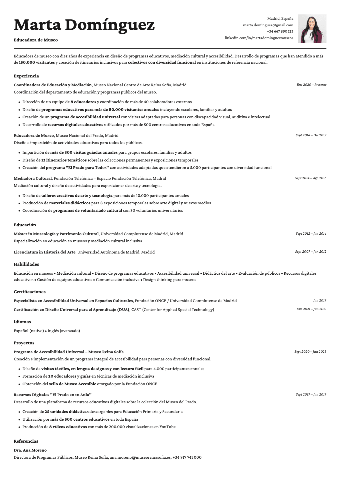 Cobalt Photo resume template preview