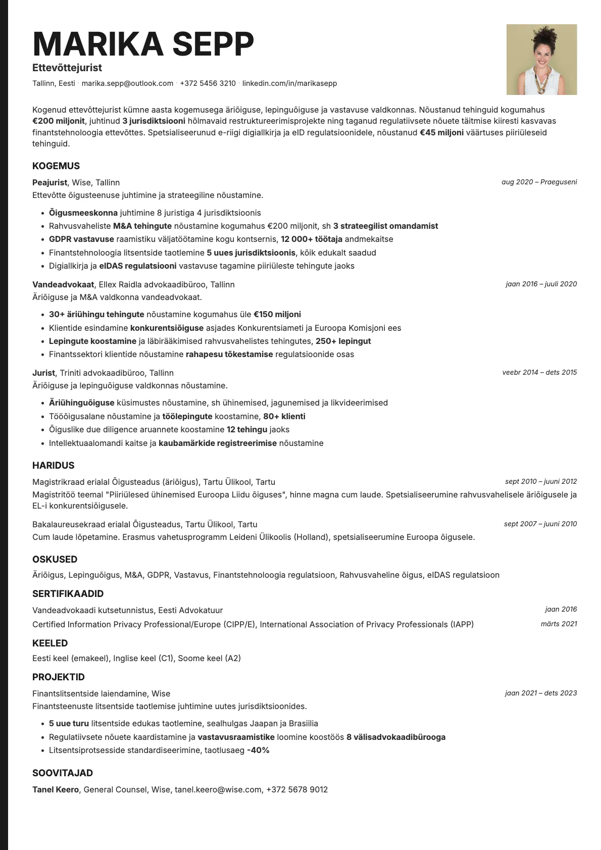 Bold Edge Photo resume template preview