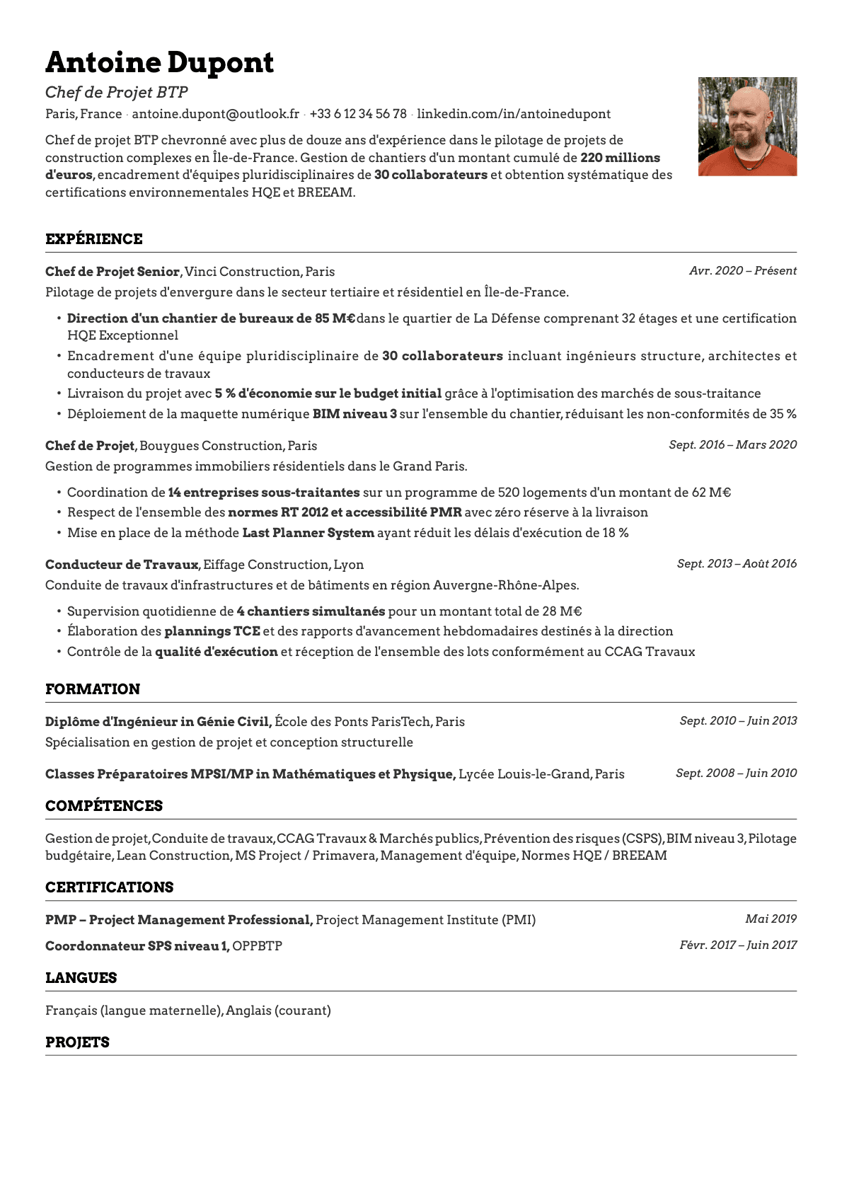 Emerald Photo resume template preview