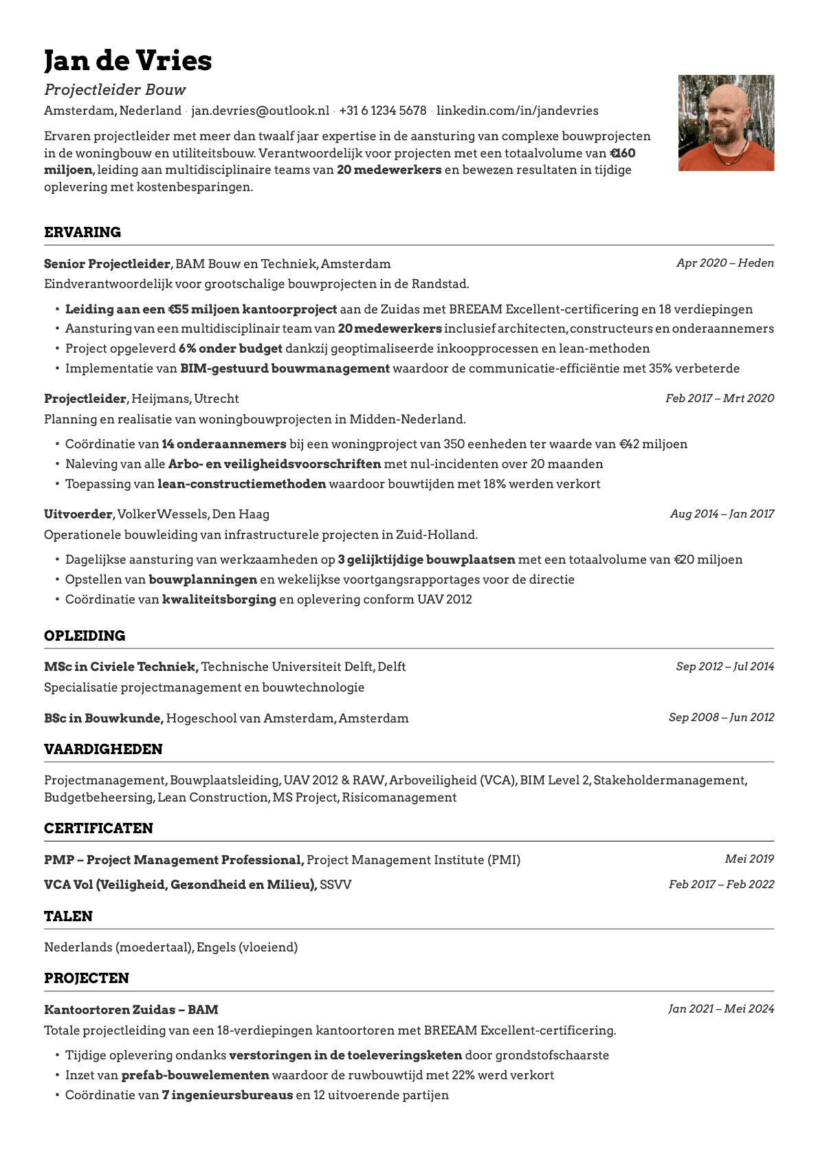 Emerald Photo resume template preview