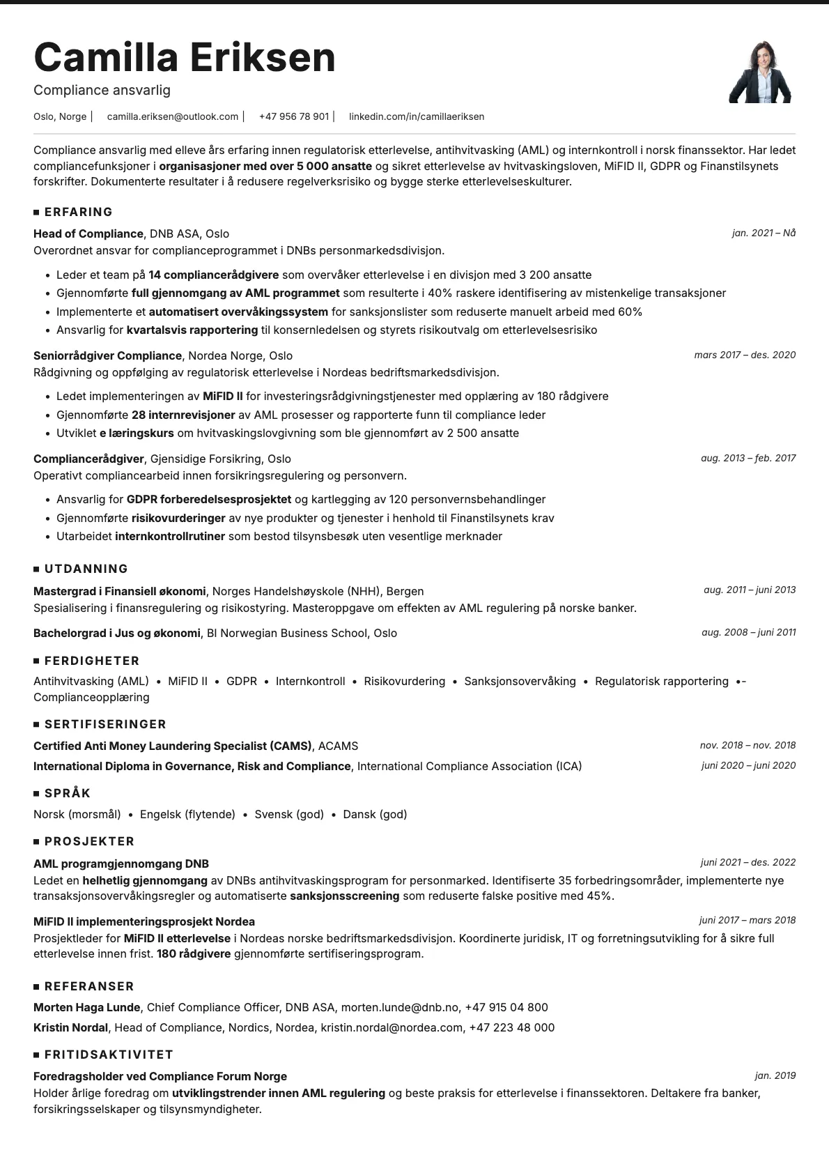 Graphite Photo resume template preview