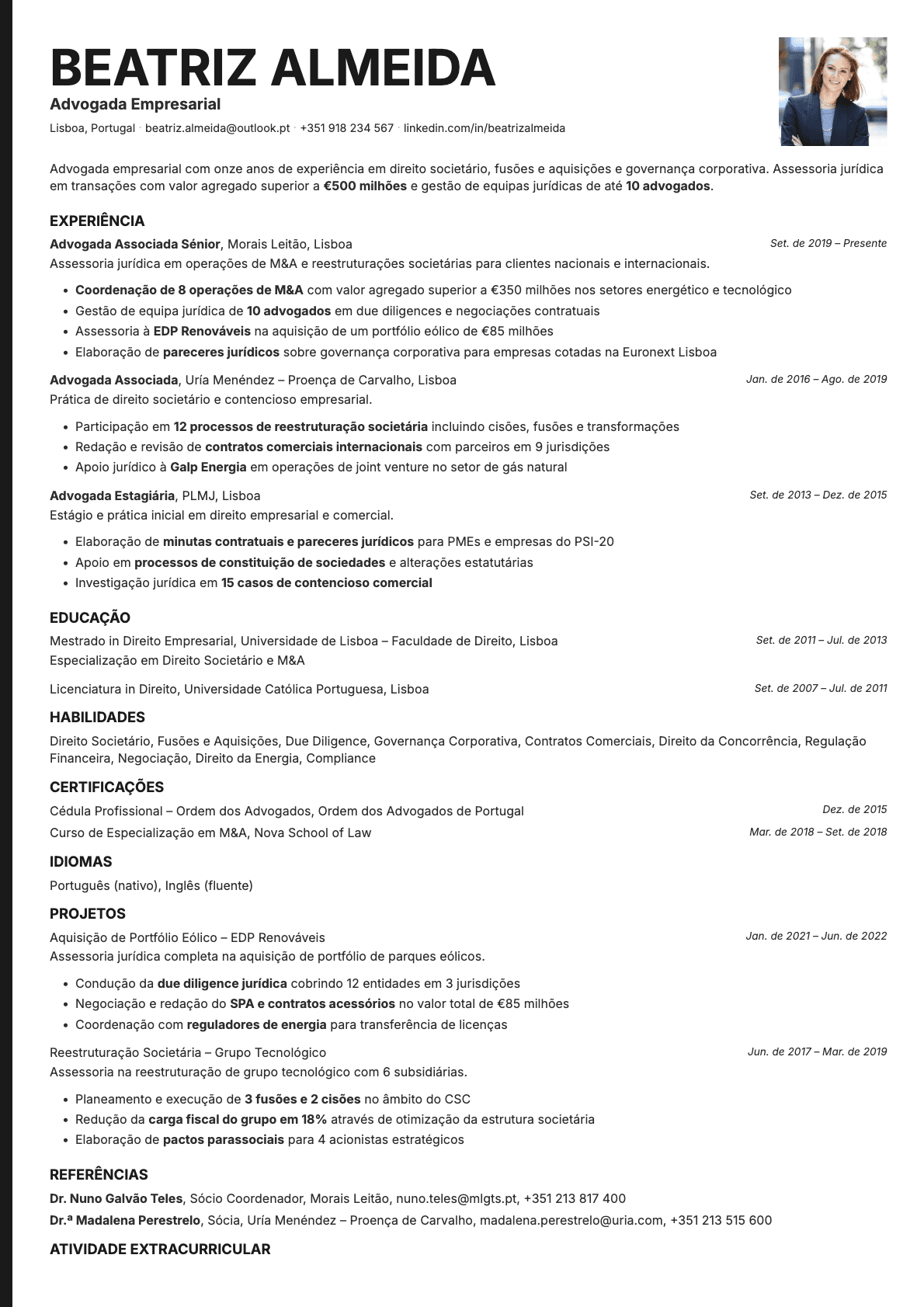 Bold Edge Photo resume template preview