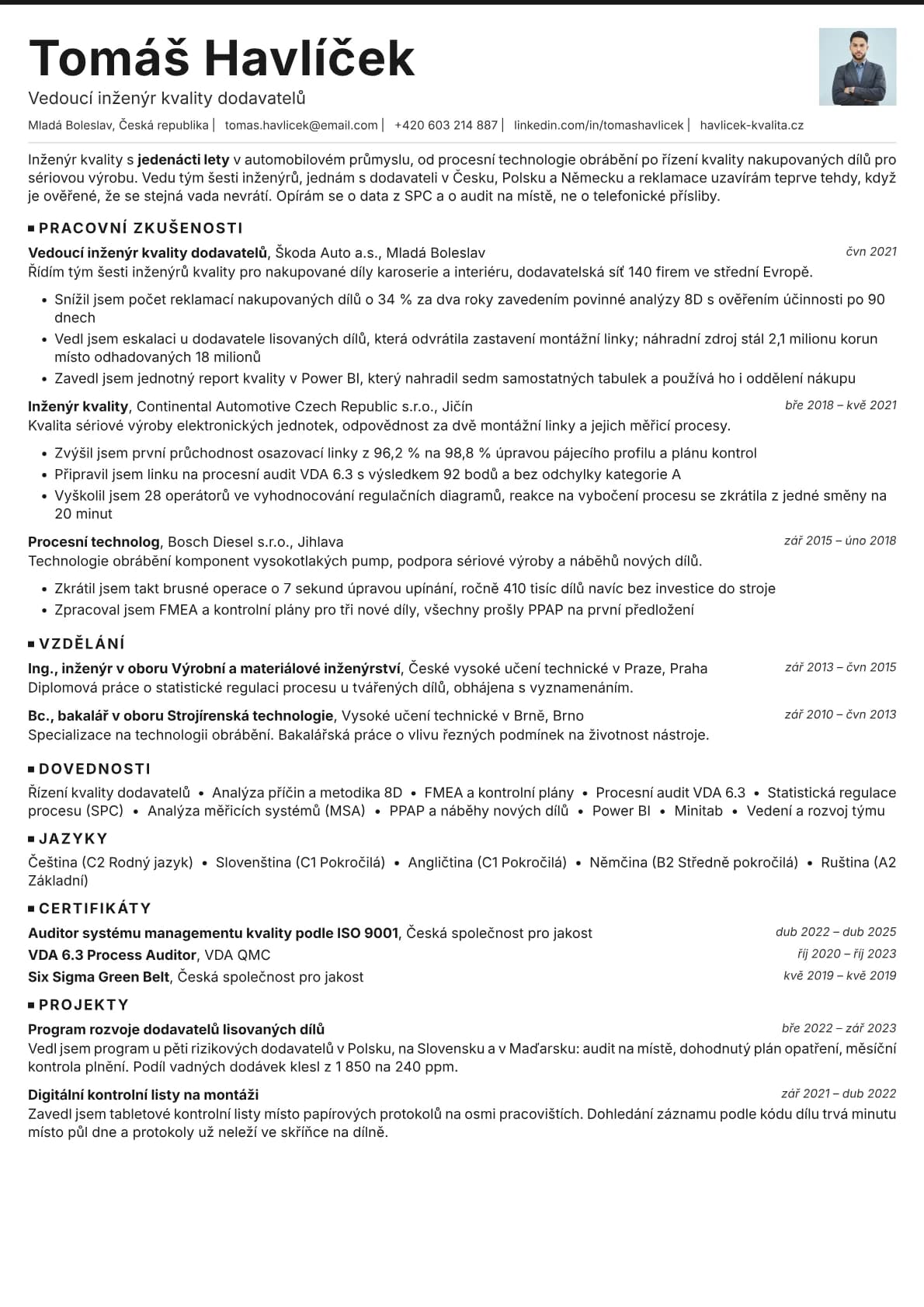 Graphite Photo resume template preview