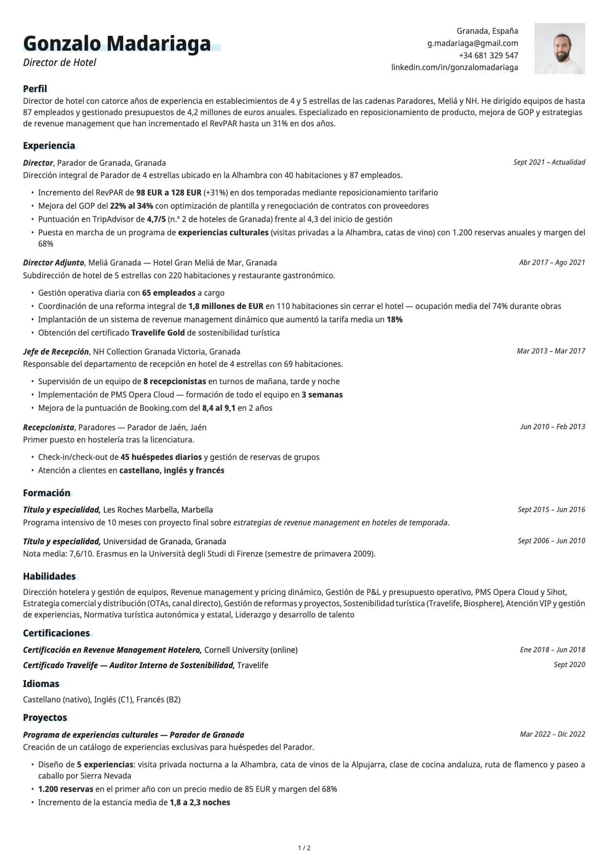 Director de Hotel resume example