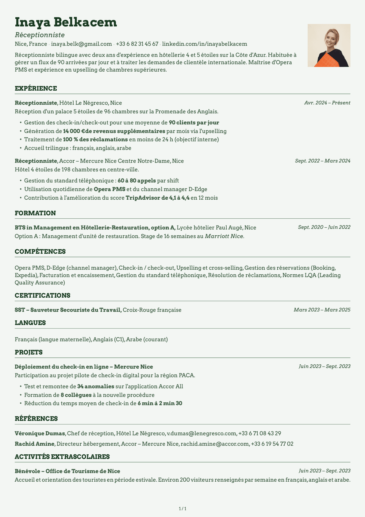 Réceptionniste resume example