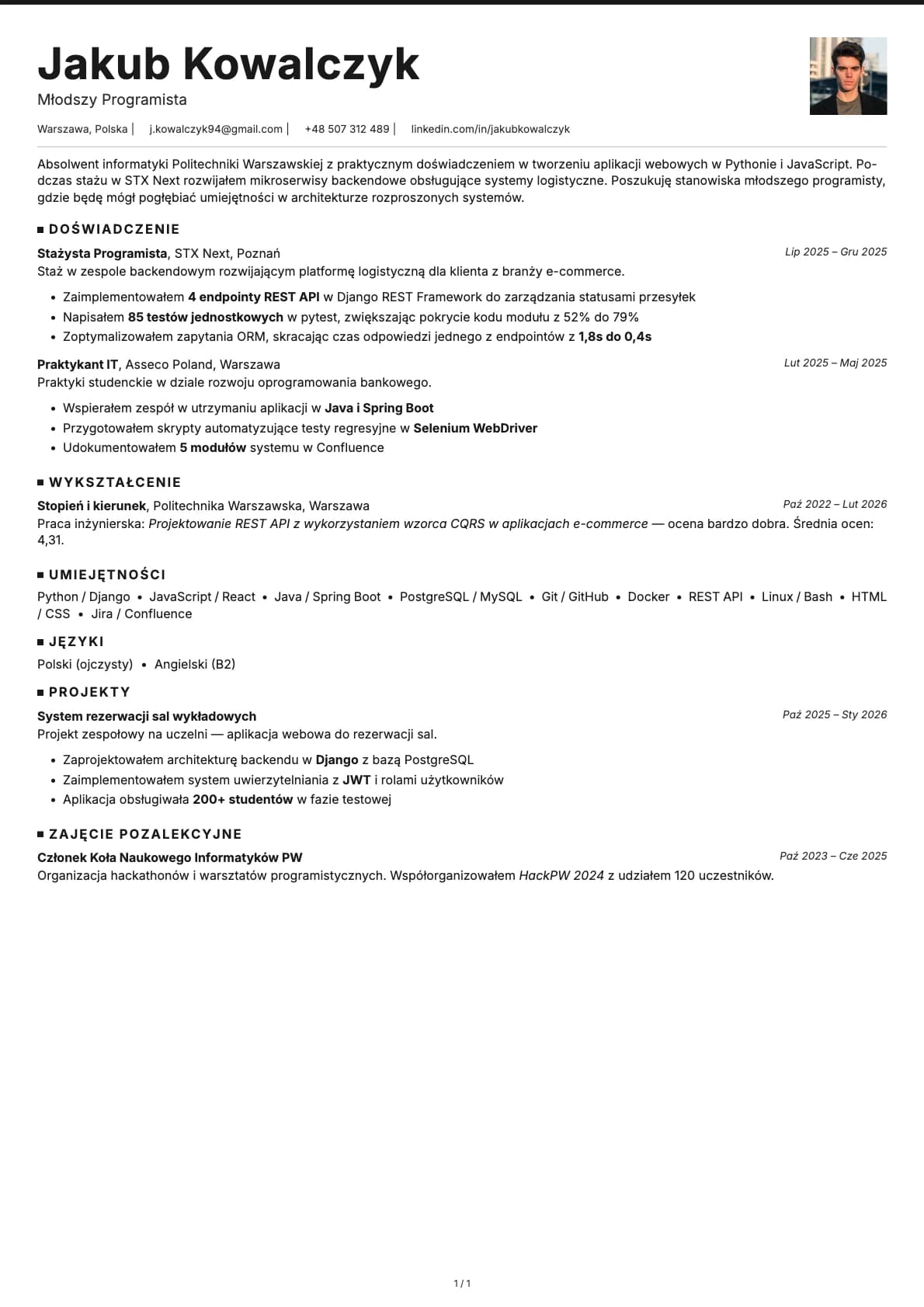 Mlodszy Programista resume example