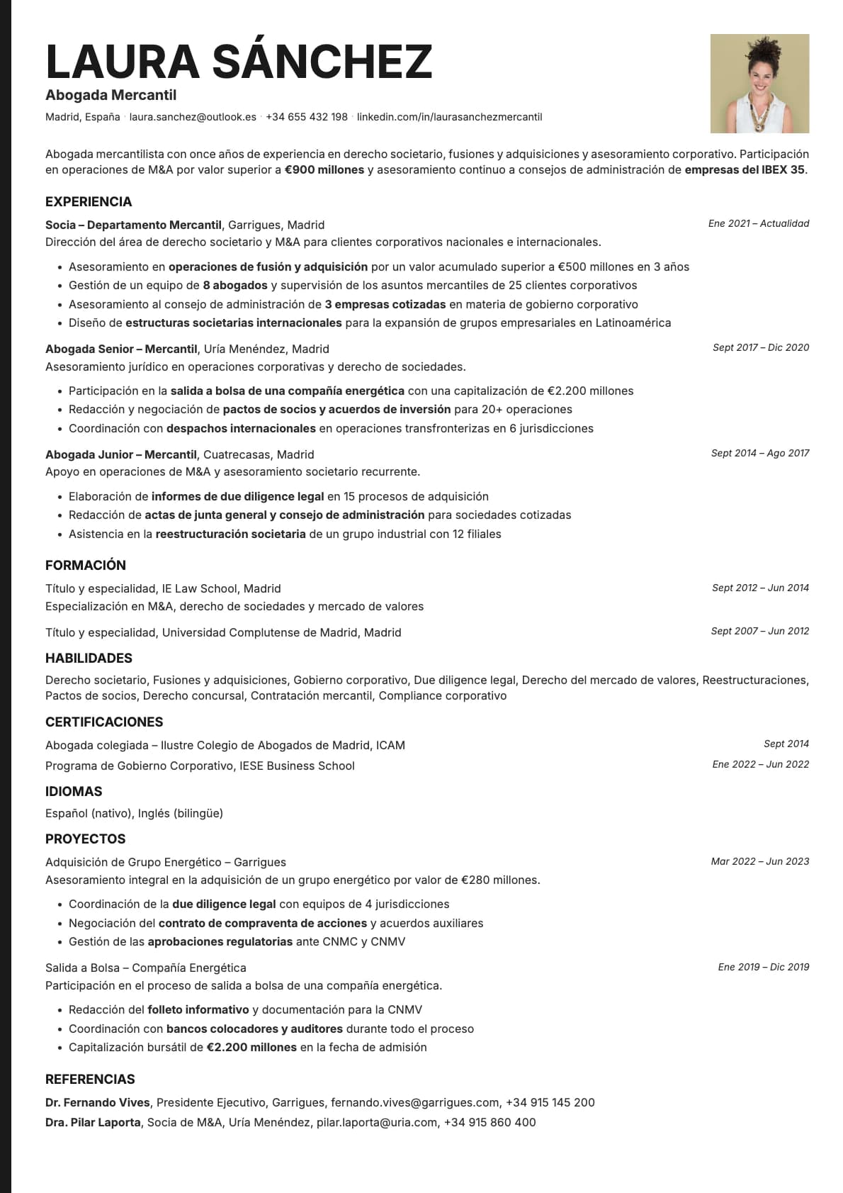 Bold Edge Photo resume template preview