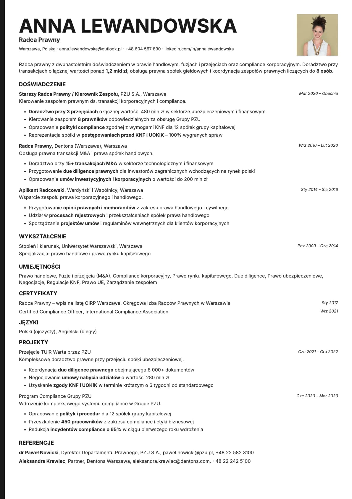 Bold Edge Photo resume template preview
