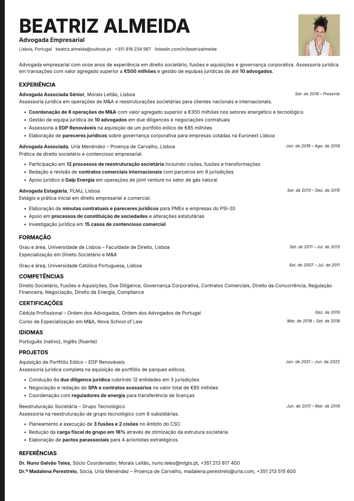Bold Edge Photo resume template preview