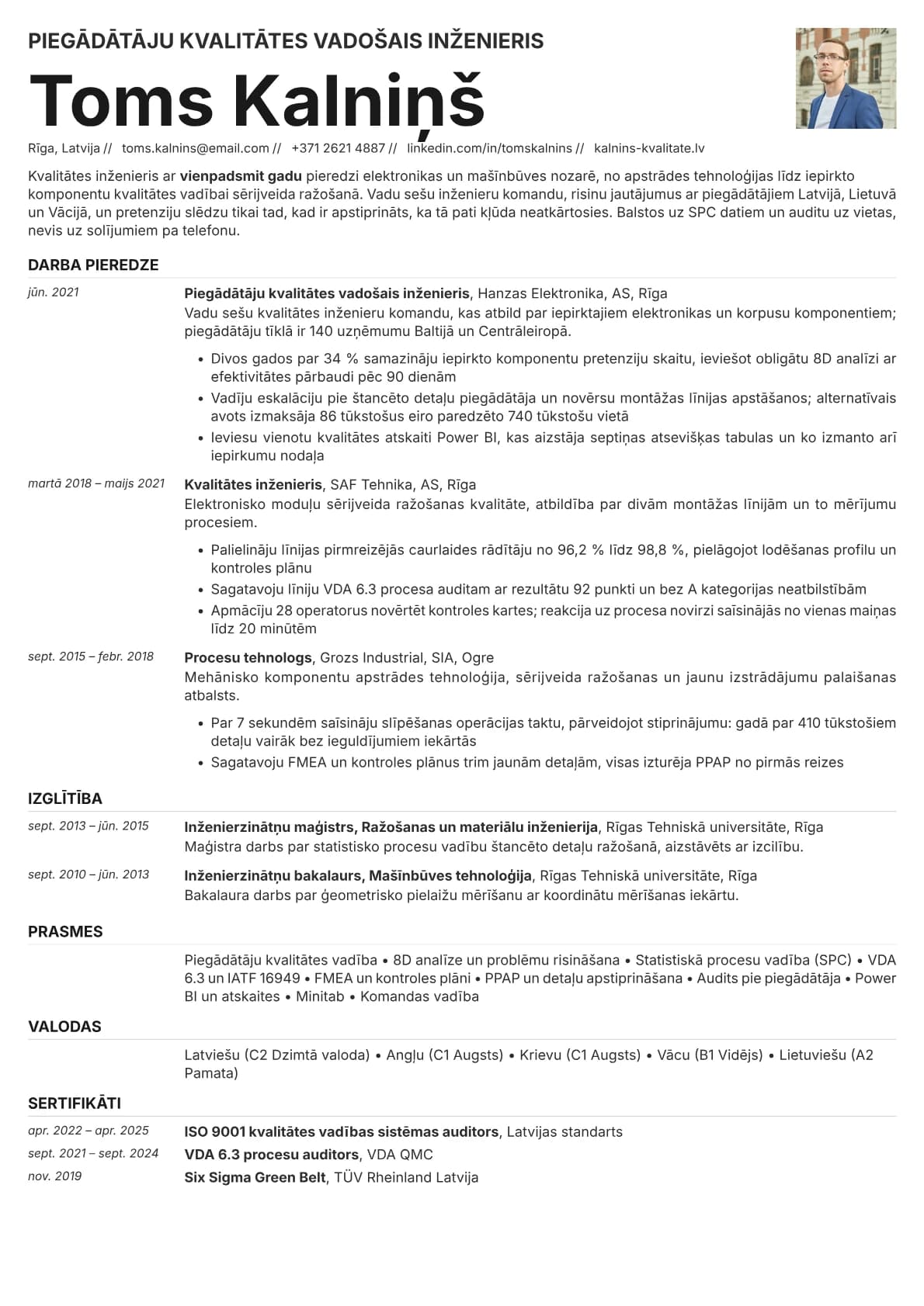 Zinc Photo resume template preview